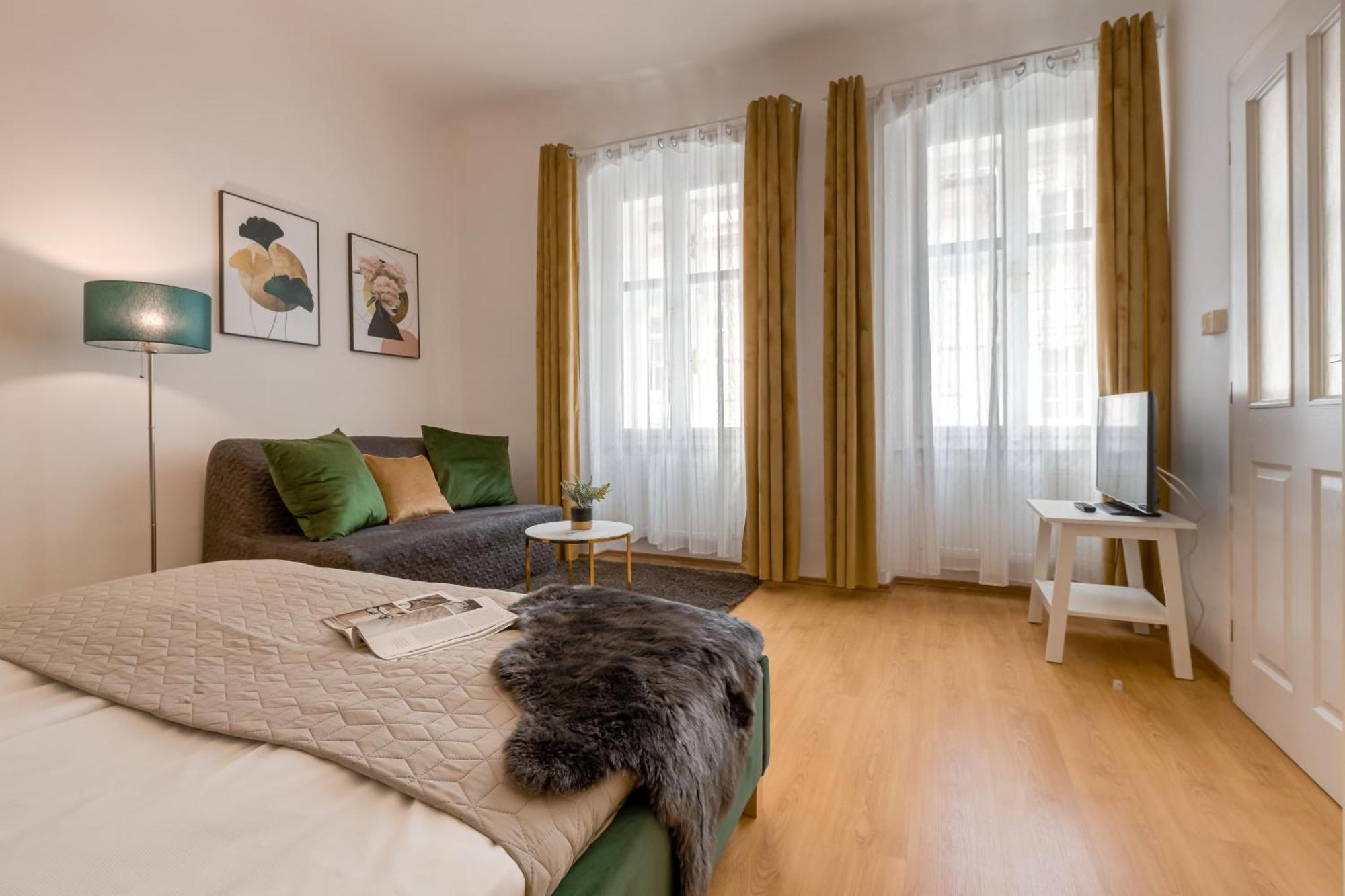 King'S Road Residence Praga Exterior foto