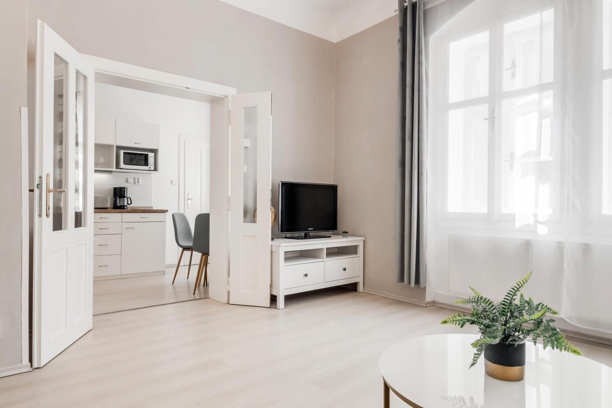 King'S Road Residence Praga Exterior foto